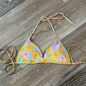 Shein Swimwear Sz L Adorable Floral Bikini Top w Daisy Print